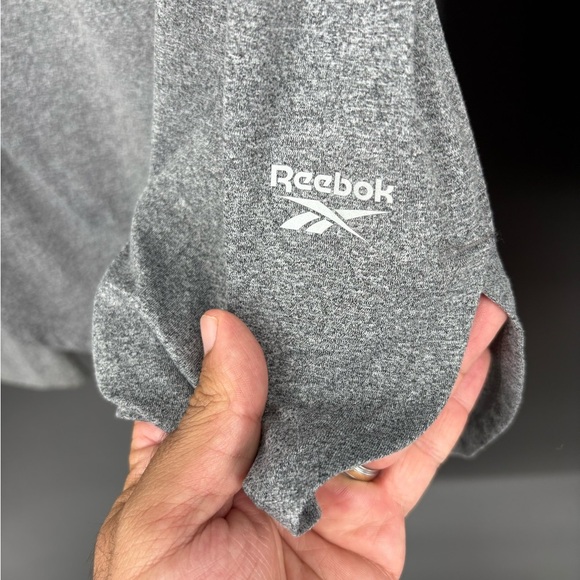 Reebok Men's Heathered Gray Zip-Up Sweater - Picture 4 of 8